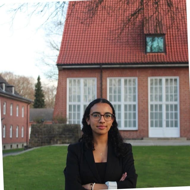 Priya Jamaa