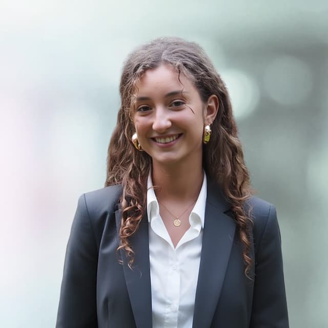 Sarah Hourquet